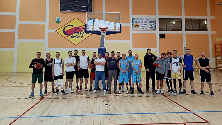 Zdjęcie uczestników turnieju koszykówki 3x3 "It's basket time" vol.2